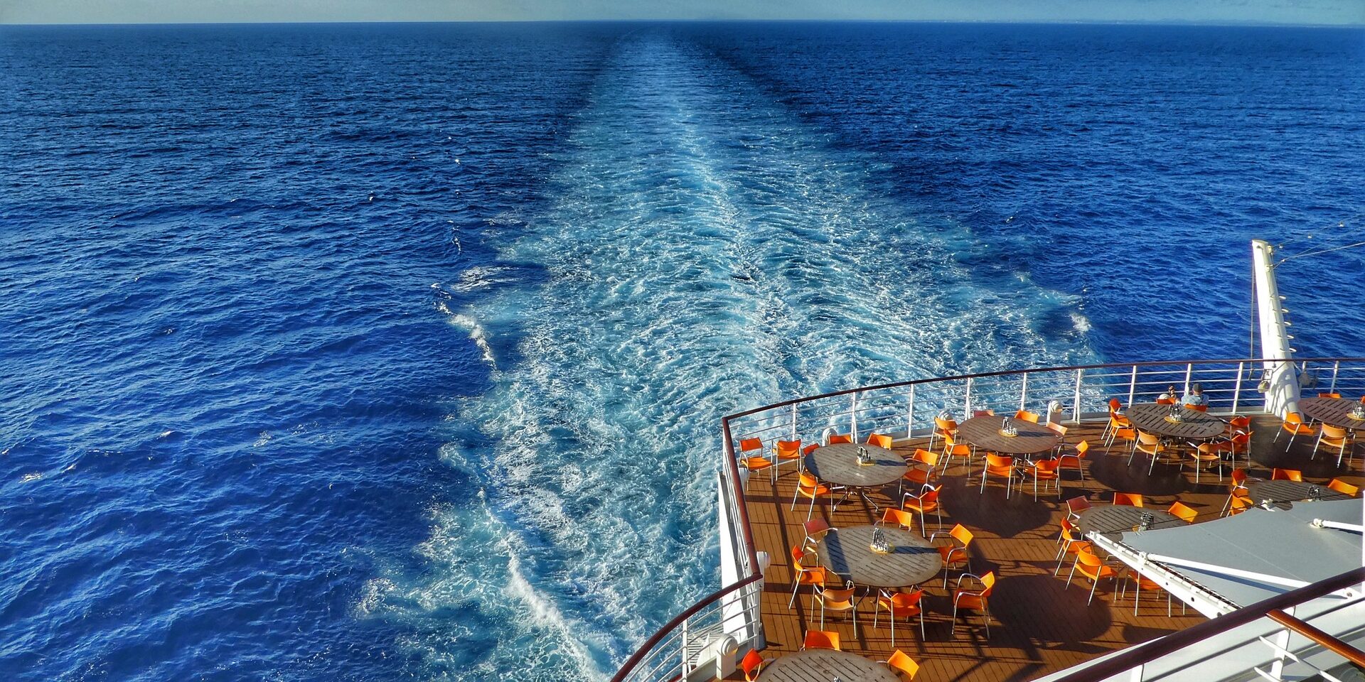 Cruise Wake